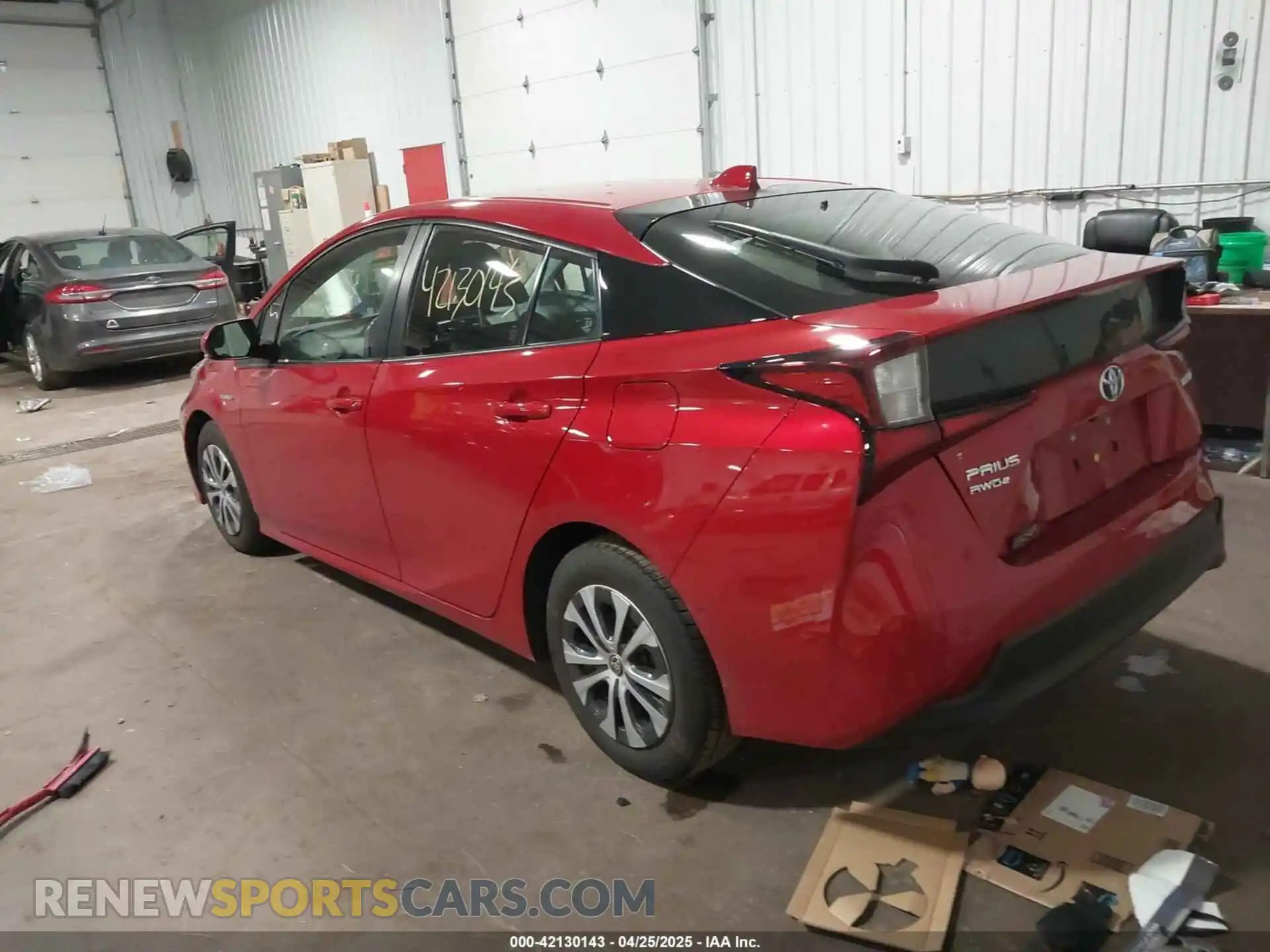3 Photograph of a damaged car JTDL9MFU1M3025871 TOYOTA PRIUS 2021