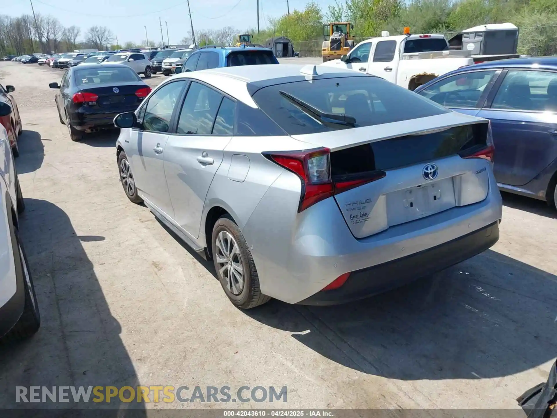 3 Photograph of a damaged car JTDL9MFU3M3028805 TOYOTA PRIUS 2021