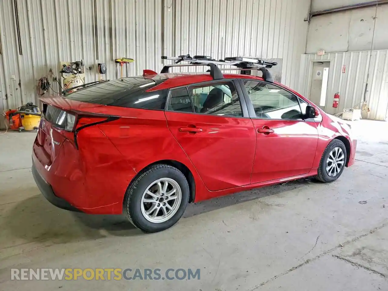 3 Photograph of a damaged car JTDL9MFU5M3027011 TOYOTA PRIUS 2021