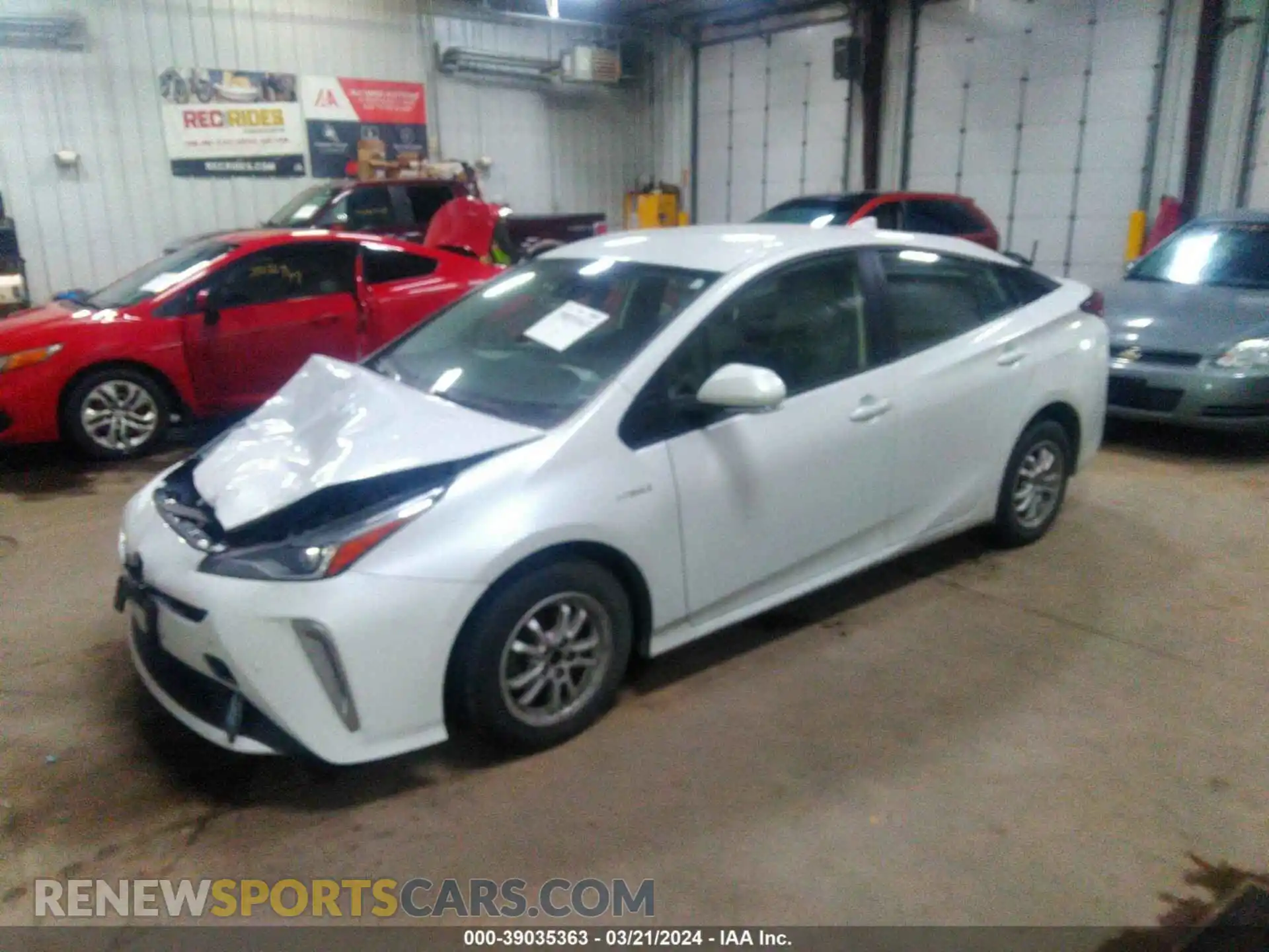 2 Photograph of a damaged car JTDL9MFU6M3025882 TOYOTA PRIUS 2021