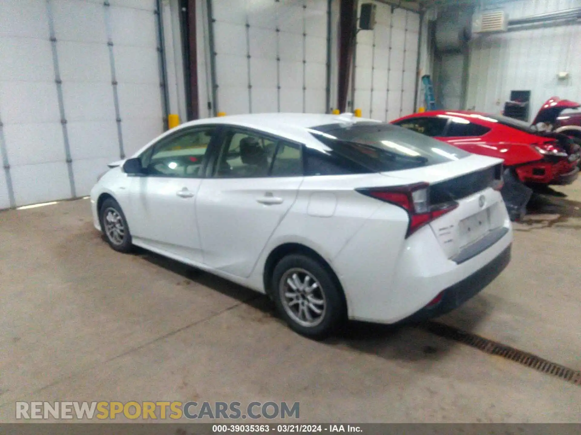 3 Photograph of a damaged car JTDL9MFU6M3025882 TOYOTA PRIUS 2021