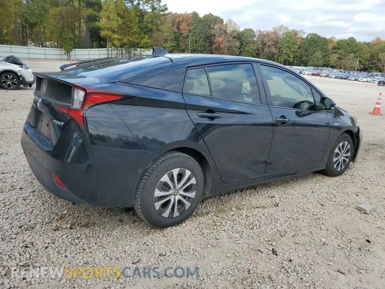 3 Photograph of a damaged car JTDL9MFU6M3030984 TOYOTA PRIUS 2021