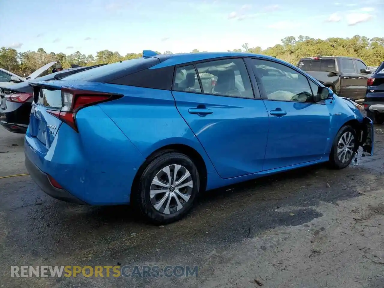 3 Photograph of a damaged car JTDL9MFU9M3024810 TOYOTA PRIUS 2021