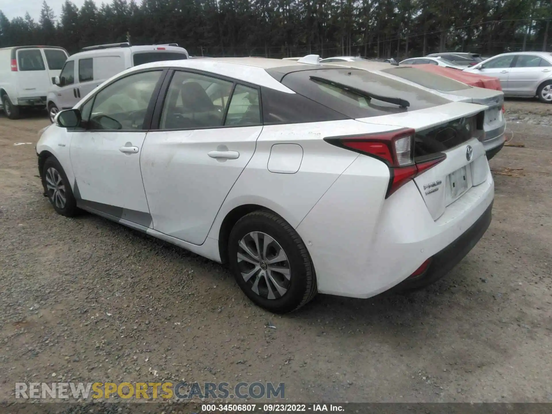 3 Photograph of a damaged car JTDL9MFUXM3023004 TOYOTA PRIUS 2021
