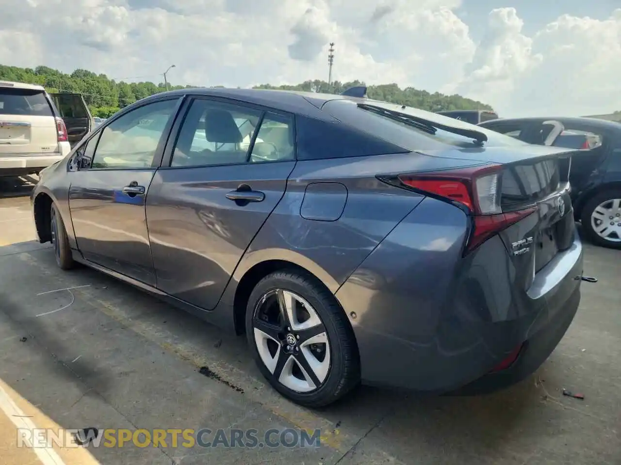 2 Photograph of a damaged car JTDL9MFUXN3034263 TOYOTA PRIUS 2022