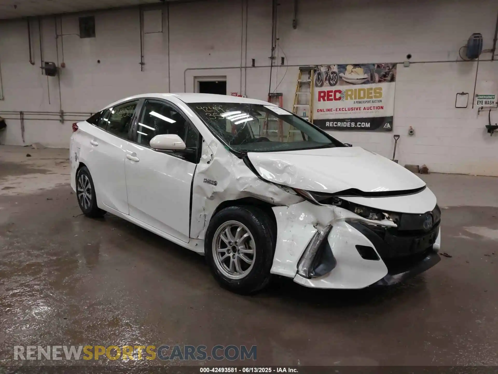1 Photograph of a damaged car JTDKAMFP2M3166204 TOYOTA PRIUS PRIME 2021