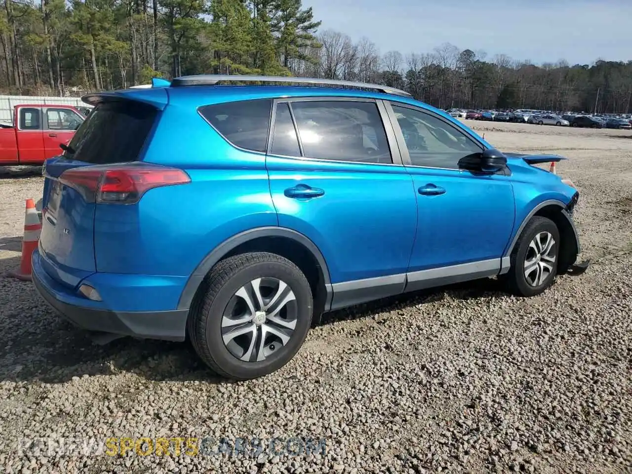 3 Photograph of a damaged car JTMZFREV3HJ709025 TOYOTA RAV4 2017