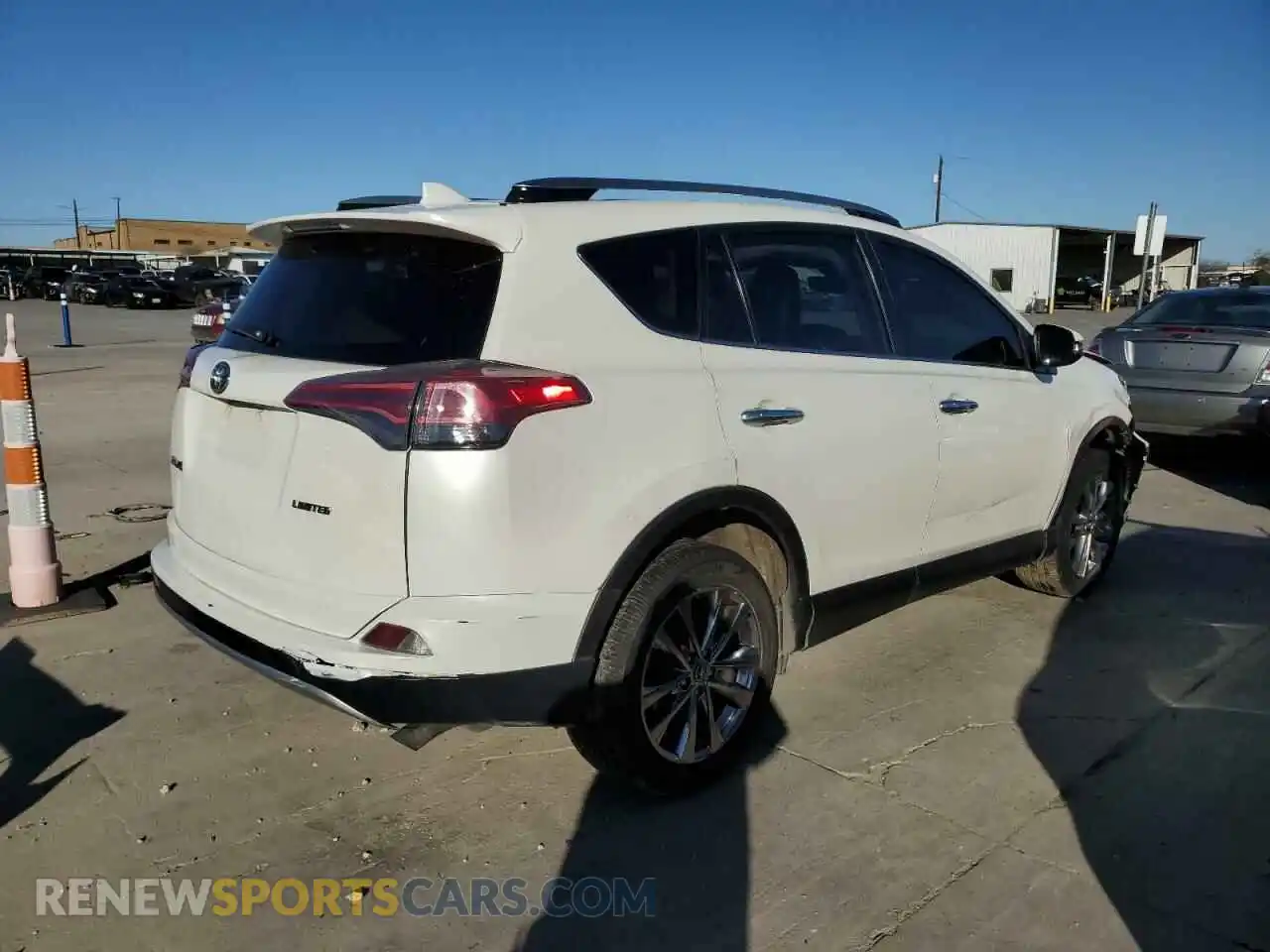 3 fotografías del automóvil dañado JTMYFREV9JJ725487 TOYOTA RAV4 2018