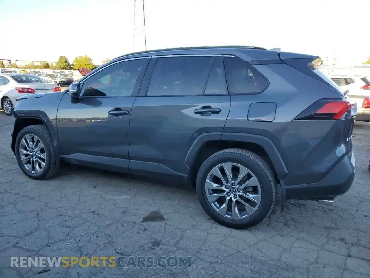 2 fotografías del automóvil dañado 2T3A1RFV0KW081539 TOYOTA RAV4 2019