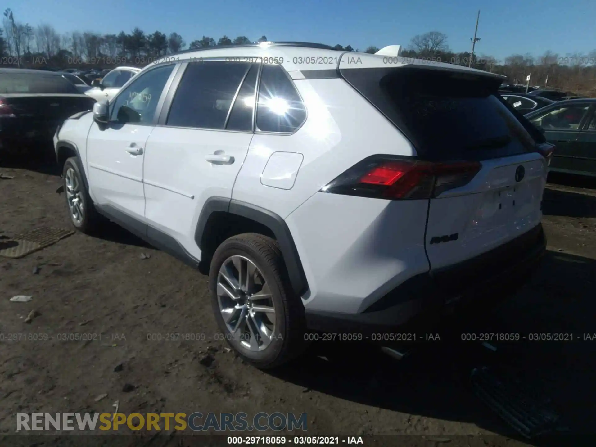 3 Photograph of a damaged car 2T3A1RFV2KW048445 TOYOTA RAV4 2019