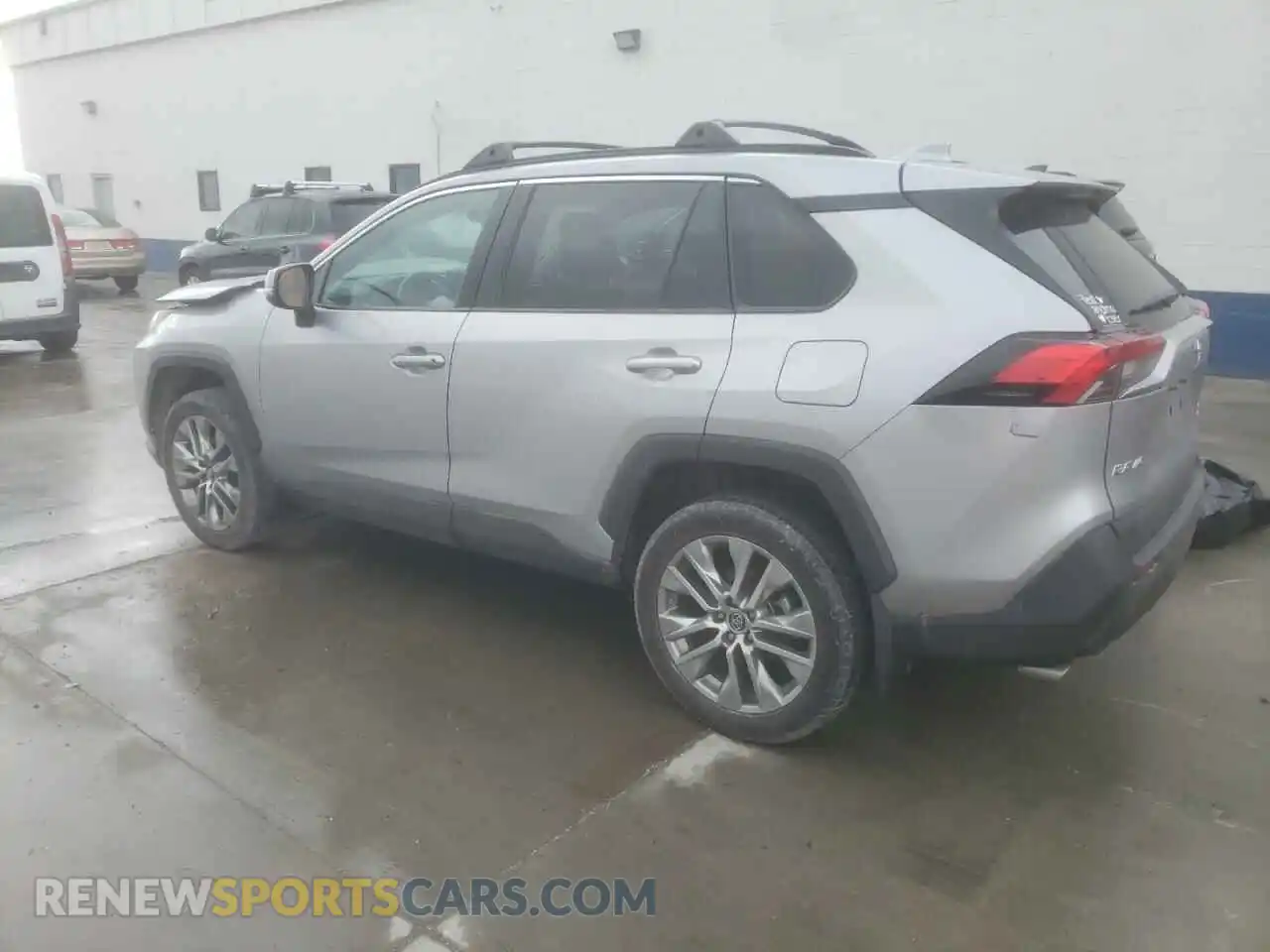 2 Photograph of a damaged car 2T3A1RFV3KC054711 TOYOTA RAV4 2019
