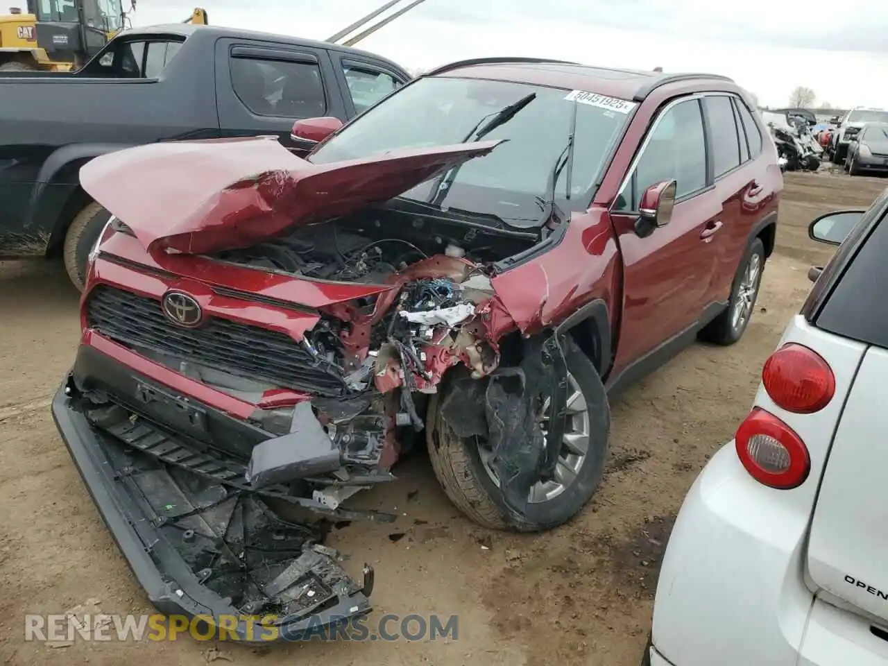 1 Photograph of a damaged car 2T3A1RFV5KW066583 TOYOTA RAV4 2019
