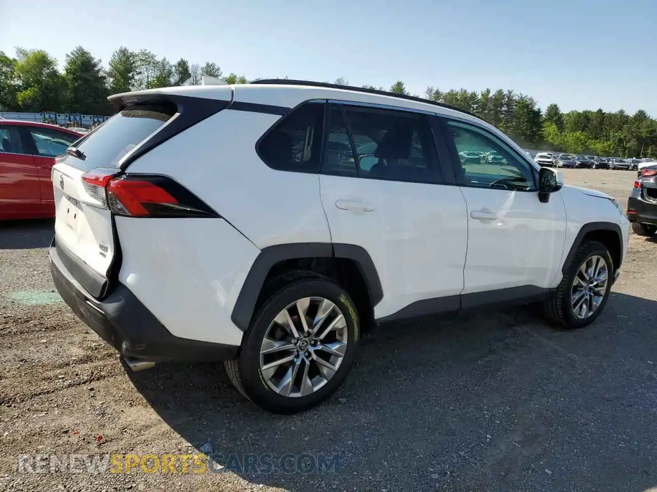 3 Photograph of a damaged car 2T3A1RFVXKC044970 TOYOTA RAV4 2019