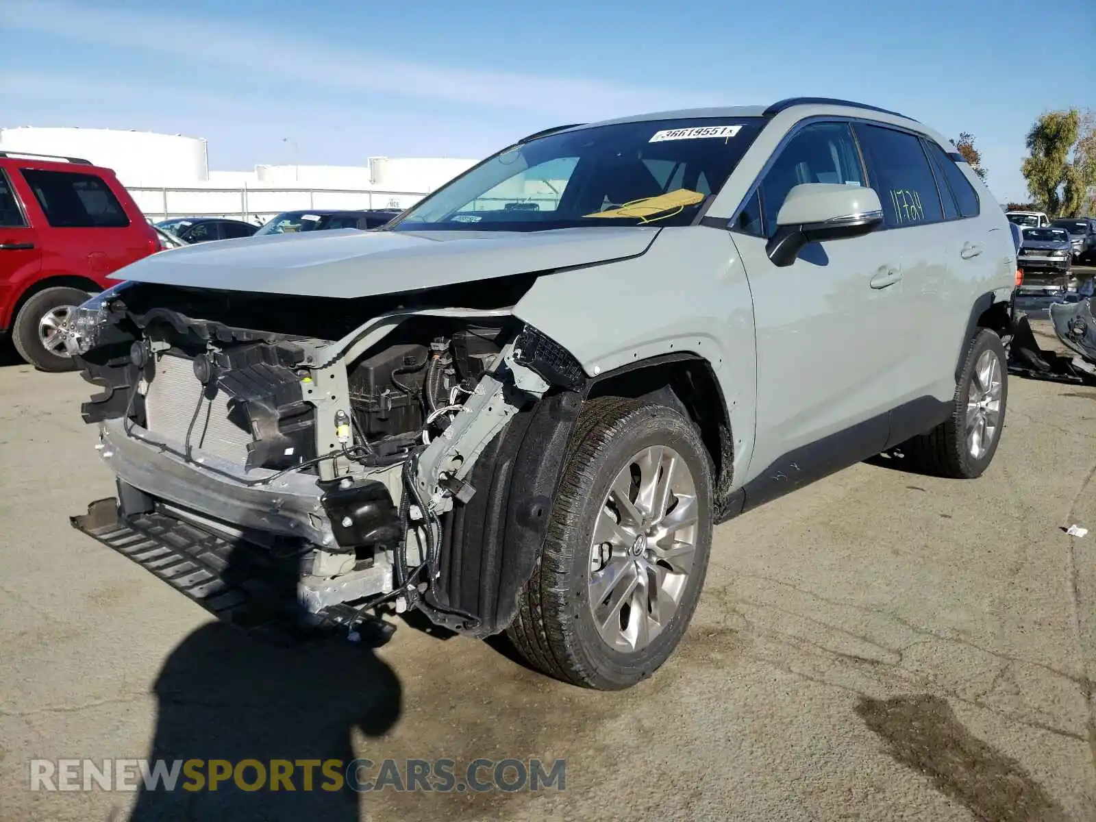 2 Photograph of a damaged car 2T3A1RFVXKW053330 TOYOTA RAV4 2019
