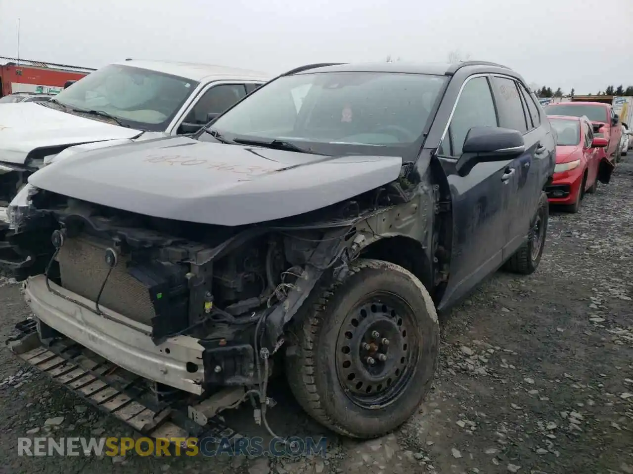 1 Photograph of a damaged car 2T3B1RFV5KW047519 TOYOTA RAV4 2019