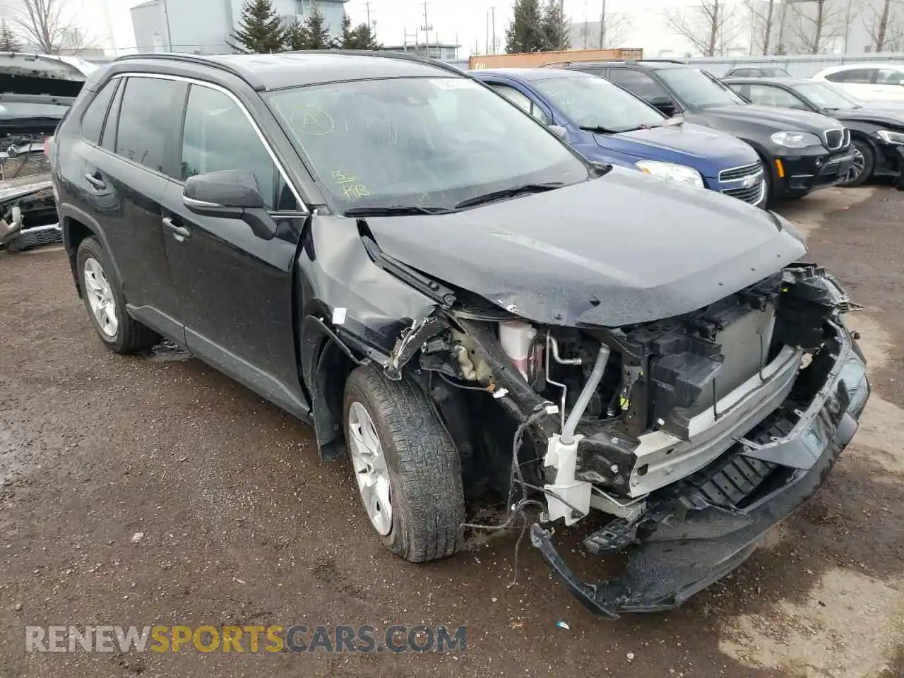 1 Фотография поврежденного автомобиля 2T3B1RFV8KC044308 TOYOTA RAV4 2019