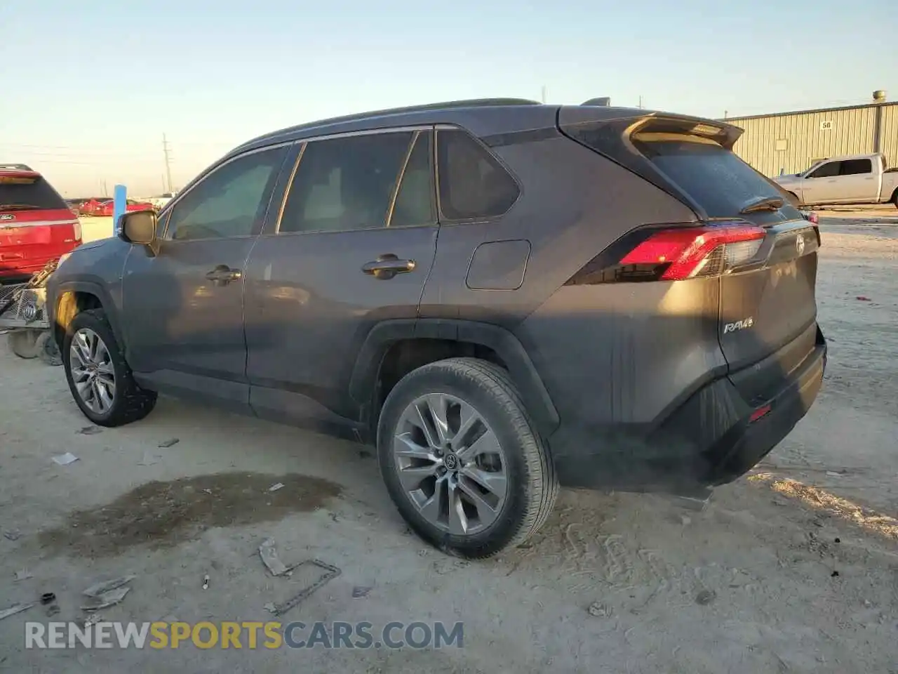2 Photograph of a damaged car 2T3C1RFV0KC003465 TOYOTA RAV4 2019