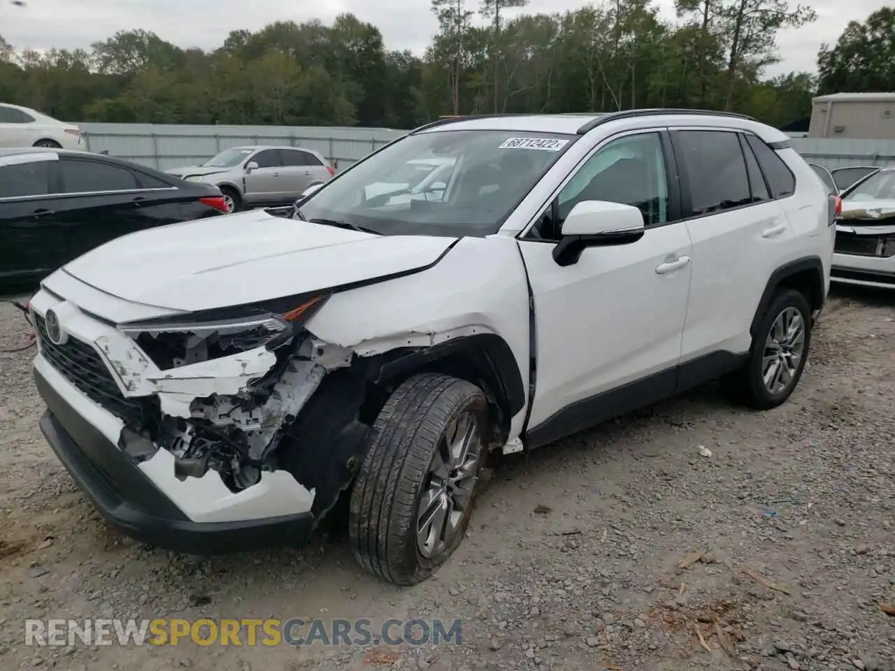 1 Photograph of a damaged car 2T3C1RFV0KW045875 TOYOTA RAV4 2019