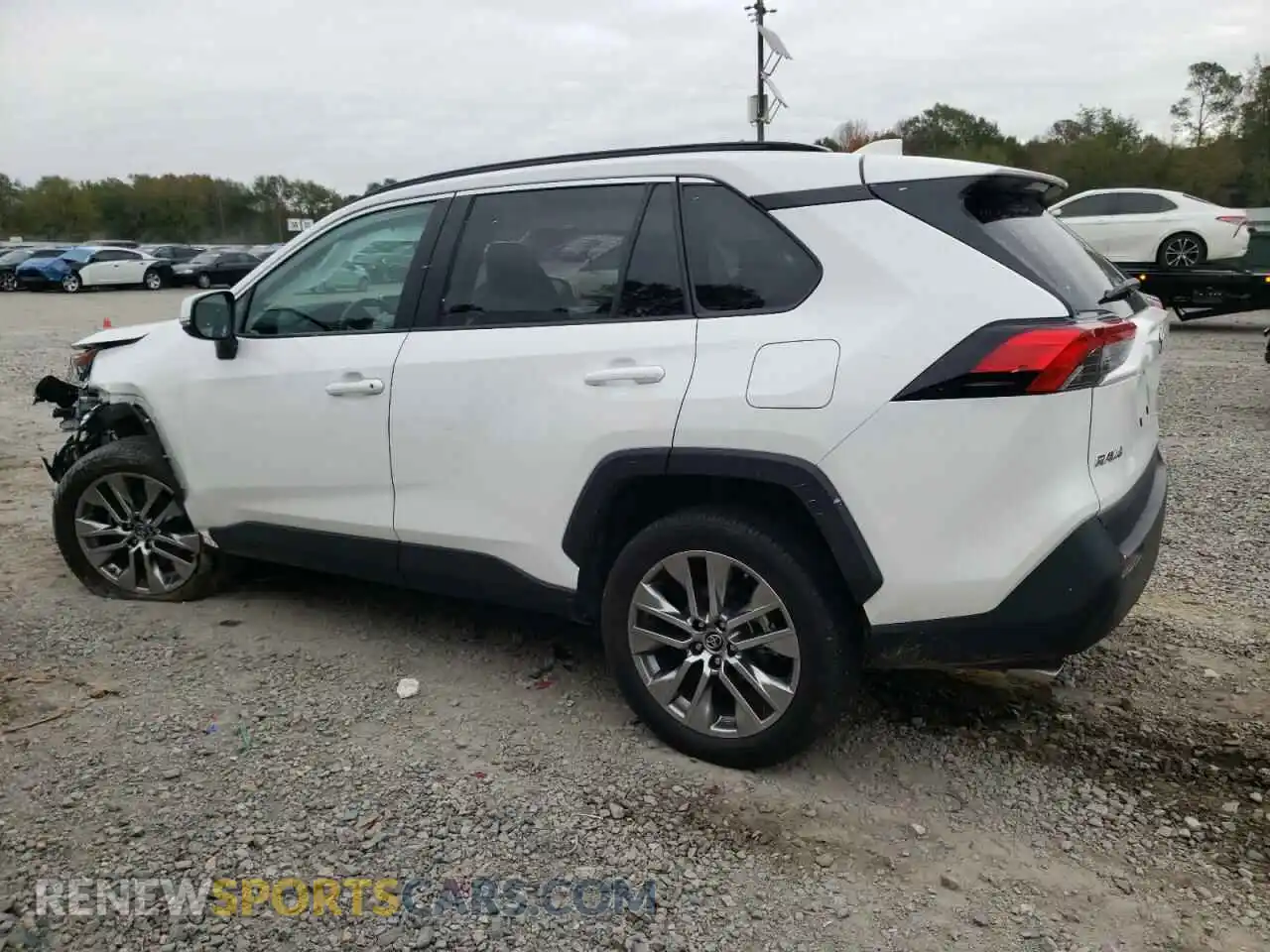 2 Photograph of a damaged car 2T3C1RFV0KW045875 TOYOTA RAV4 2019
