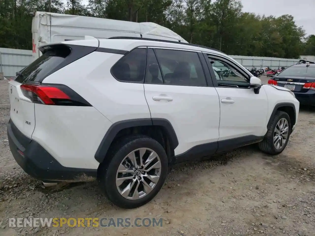 3 Photograph of a damaged car 2T3C1RFV0KW045875 TOYOTA RAV4 2019