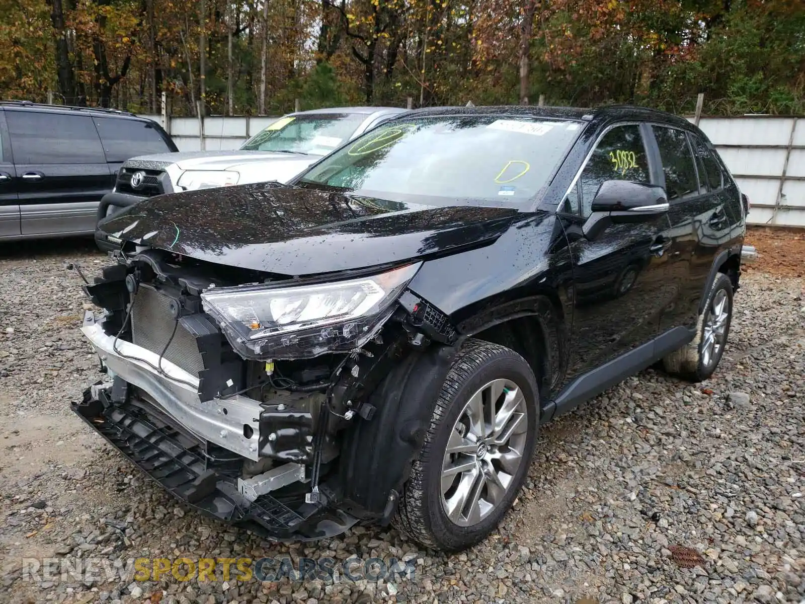 2 Photograph of a damaged car 2T3C1RFV1KC012563 TOYOTA RAV4 2019