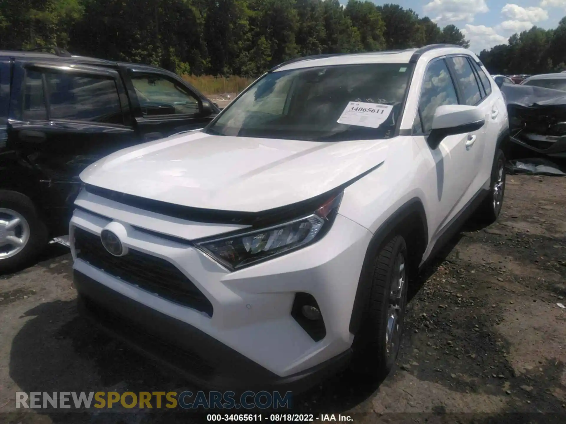 2 Photograph of a damaged car 2T3C1RFV3KC025847 TOYOTA RAV4 2019