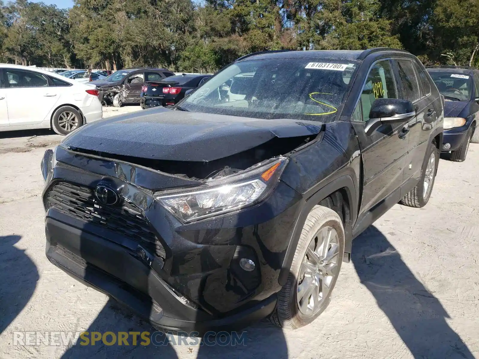 2 Photograph of a damaged car 2T3C1RFV4KW050366 TOYOTA RAV4 2019