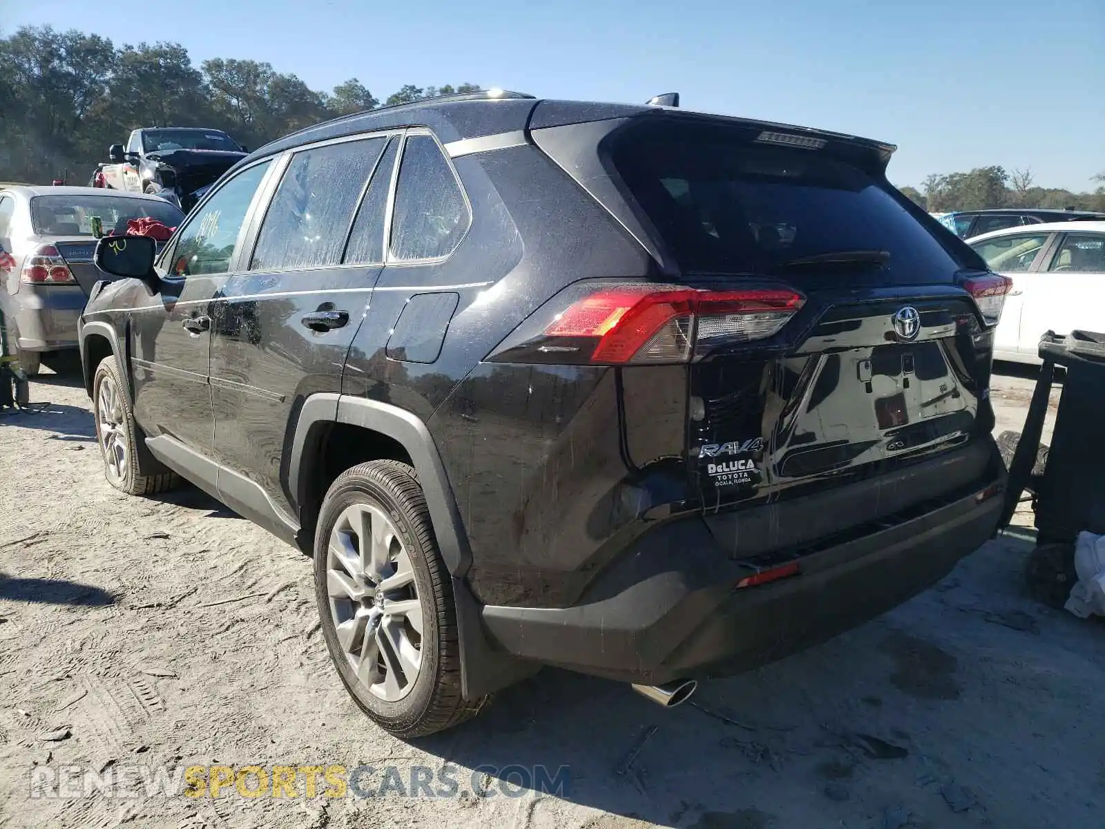 3 Photograph of a damaged car 2T3C1RFV4KW050366 TOYOTA RAV4 2019