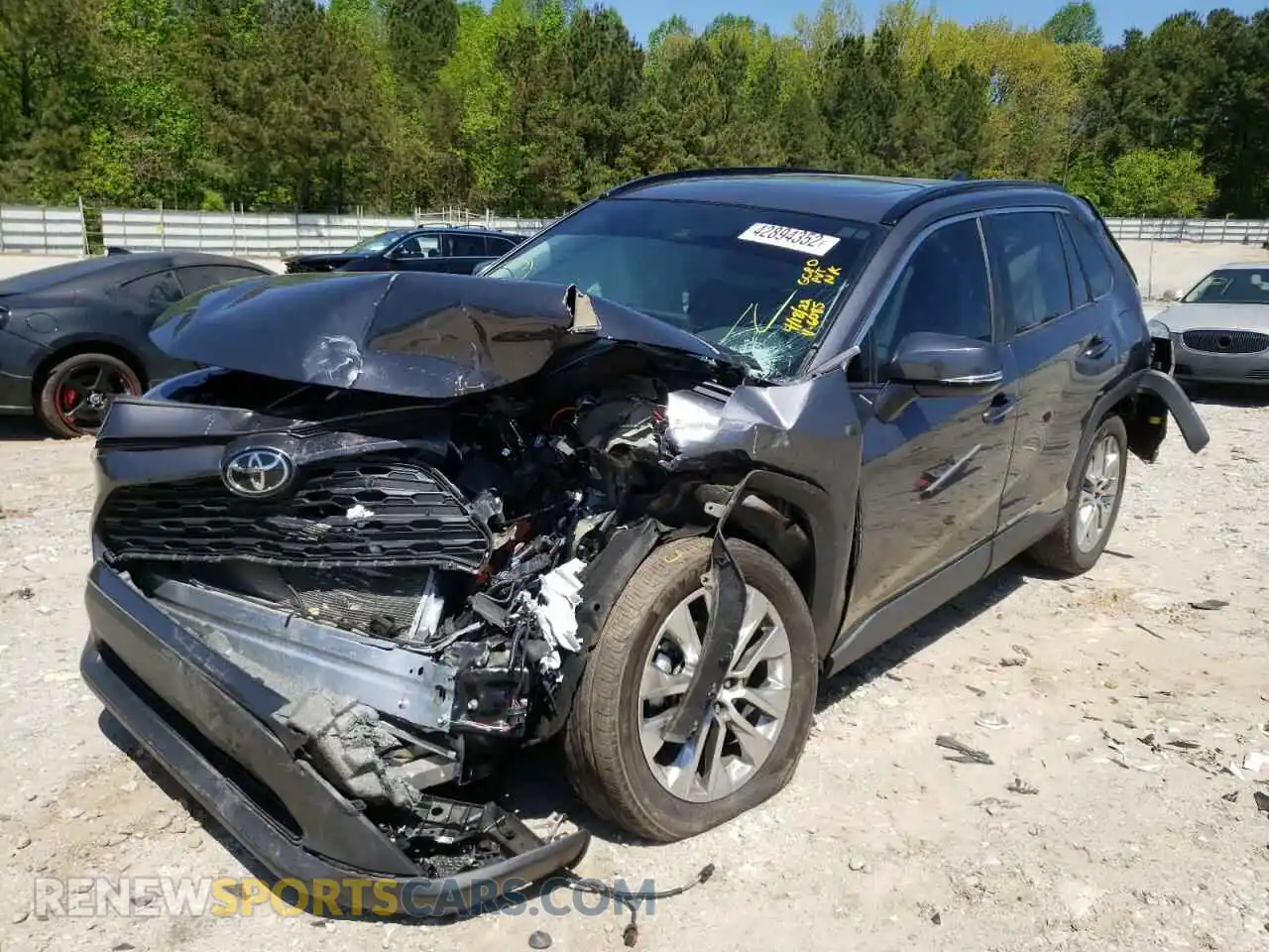2 Photograph of a damaged car 2T3C1RFV4KW056085 TOYOTA RAV4 2019