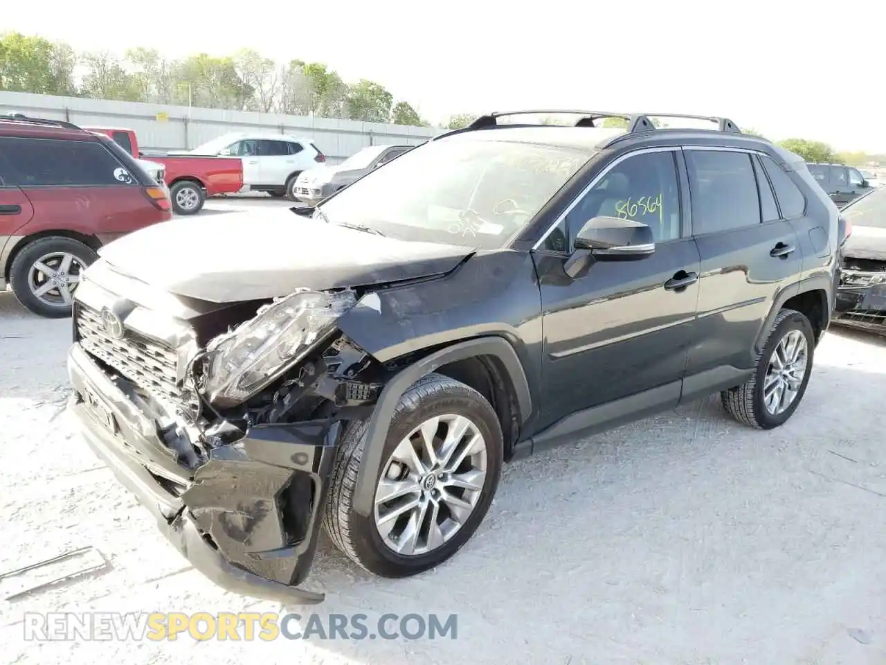 2 Фотография поврежденного автомобиля 2T3C1RFV7KC007741 TOYOTA RAV4 2019