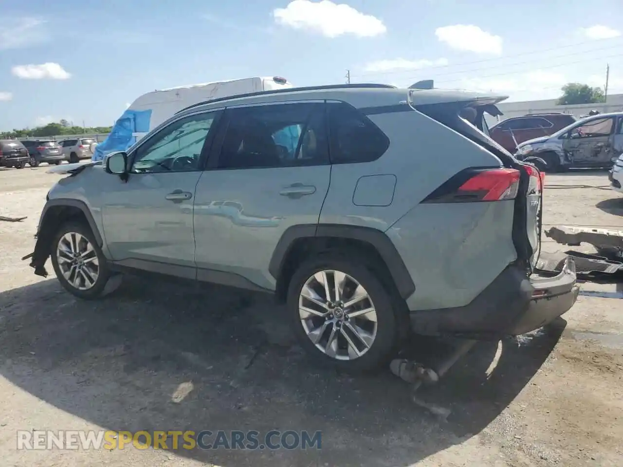 2 Photograph of a damaged car 2T3C1RFV7KW025588 TOYOTA RAV4 2019