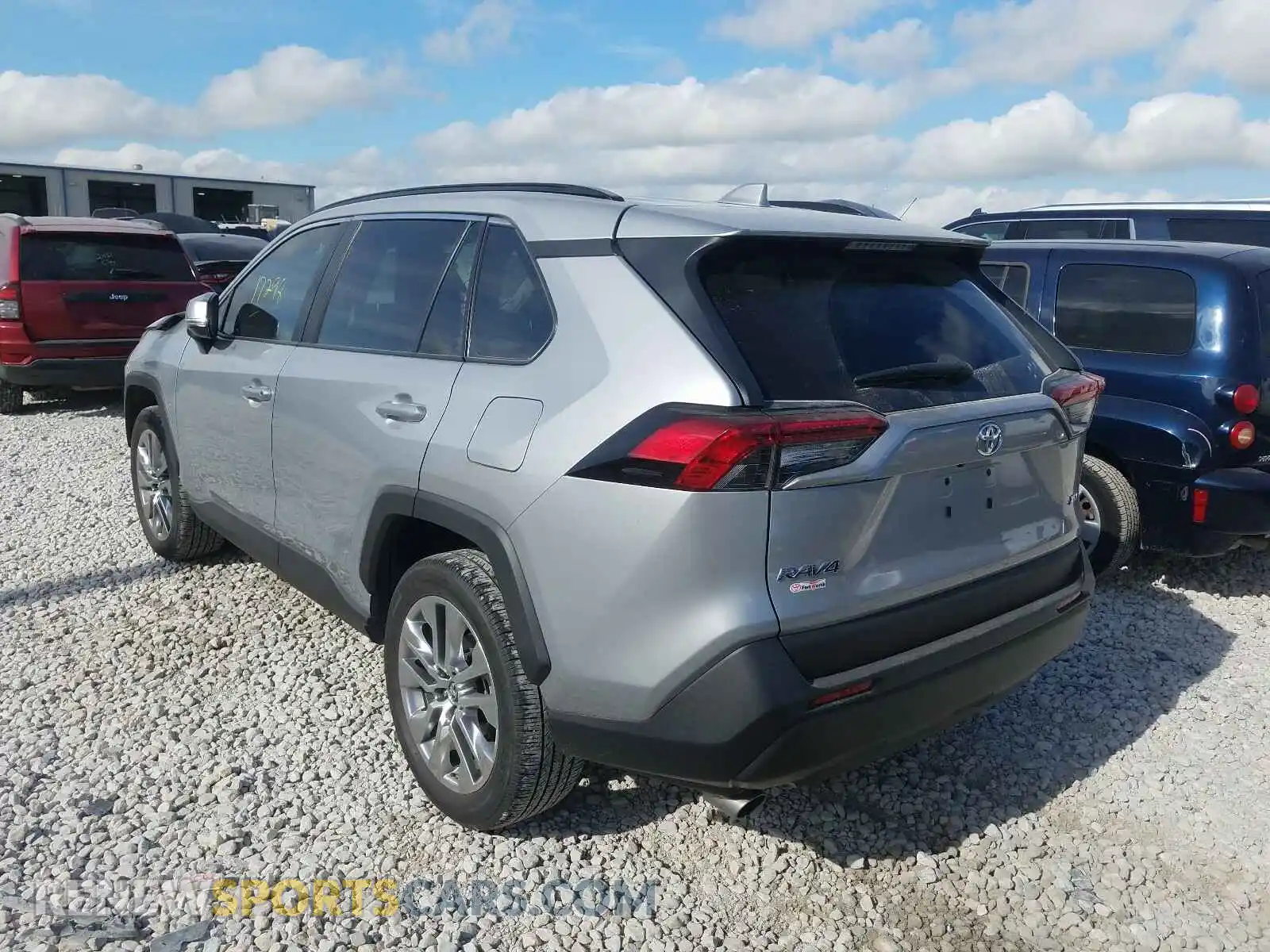 3 Photograph of a damaged car 2T3C1RFV7KW034548 TOYOTA RAV4 2019