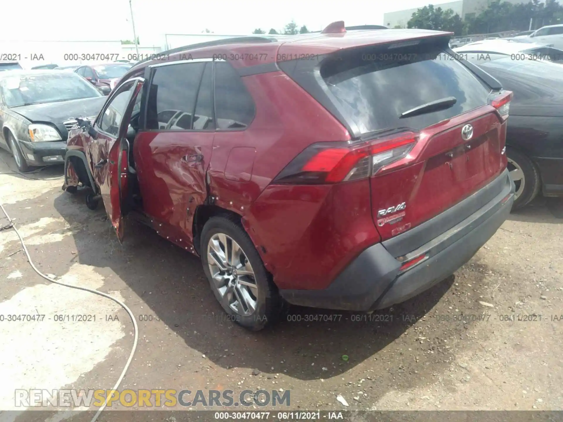 3 fotografías del automóvil dañado 2T3C1RFVXKC028289 TOYOTA RAV4 2019