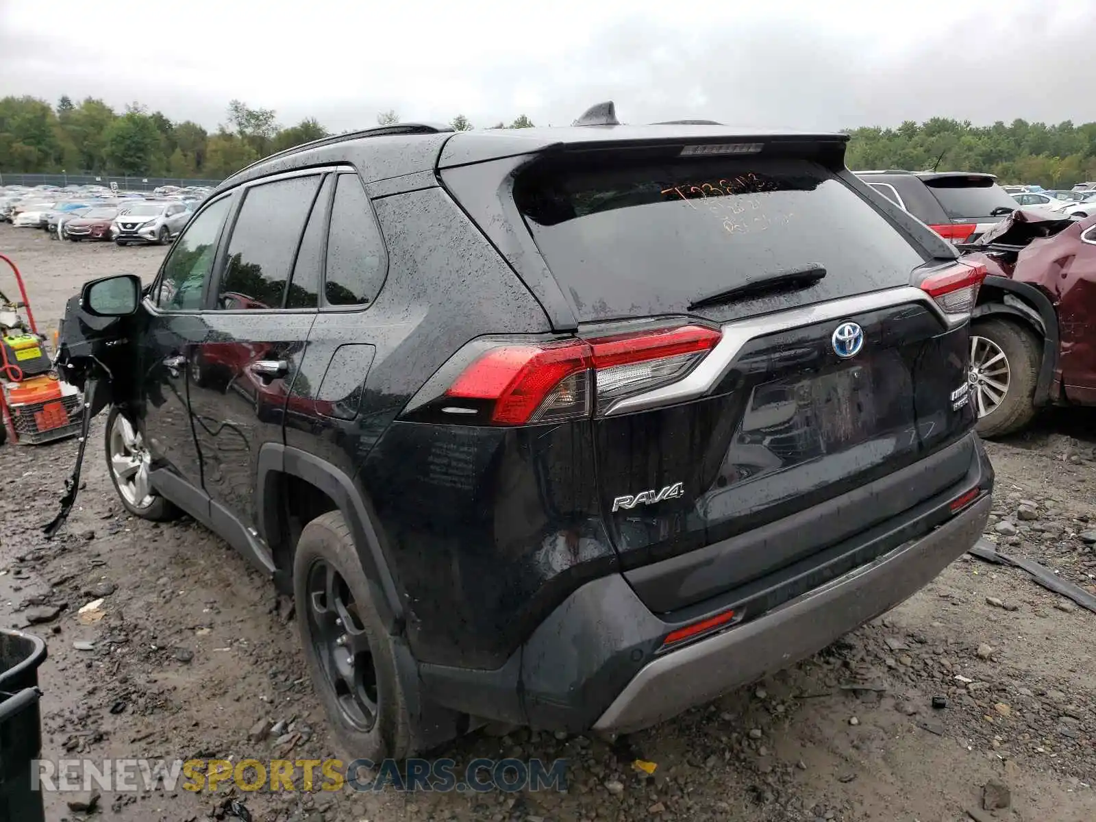 3 Photograph of a damaged car 2T3DWRFV0KW013238 TOYOTA RAV4 2019