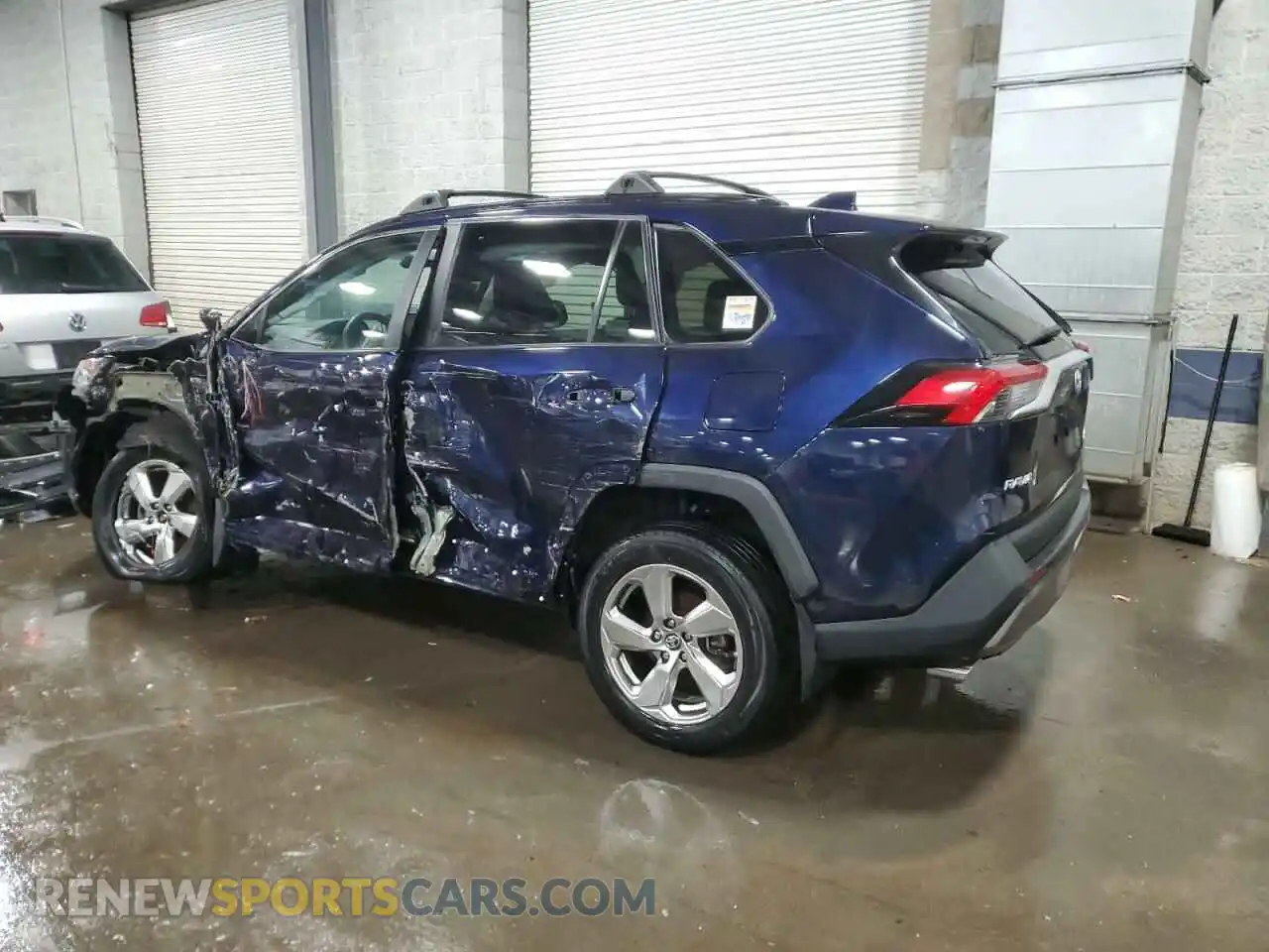 2 Photograph of a damaged car 2T3DWRFV2KW036293 TOYOTA RAV4 2019