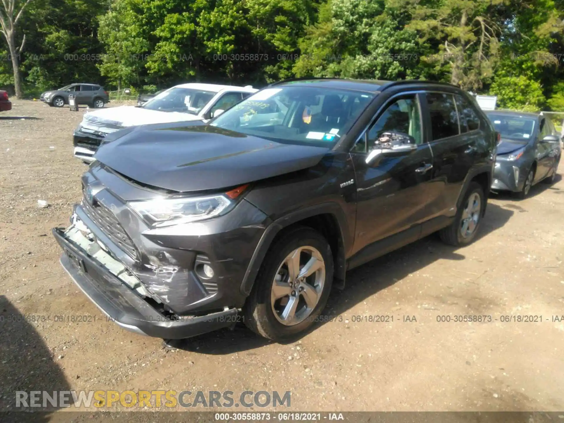 2 Photograph of a damaged car 2T3DWRFV6KW024129 TOYOTA RAV4 2019