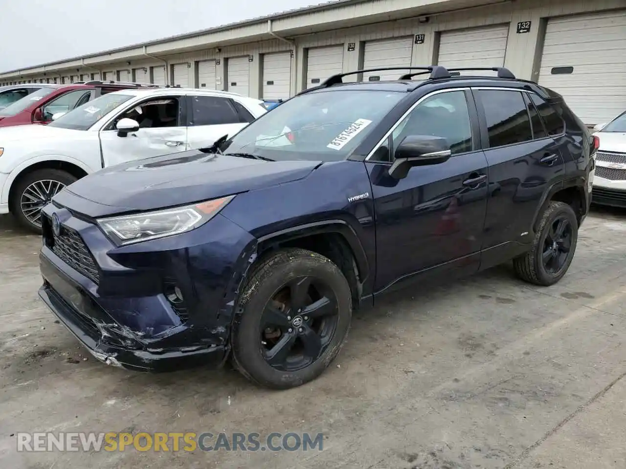1 Photograph of a damaged car 2T3EWRFV5KW019282 TOYOTA RAV4 2019