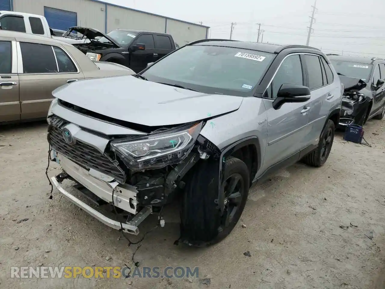 1 Photograph of a damaged car 2T3EWRFV6KW034227 TOYOTA RAV4 2019