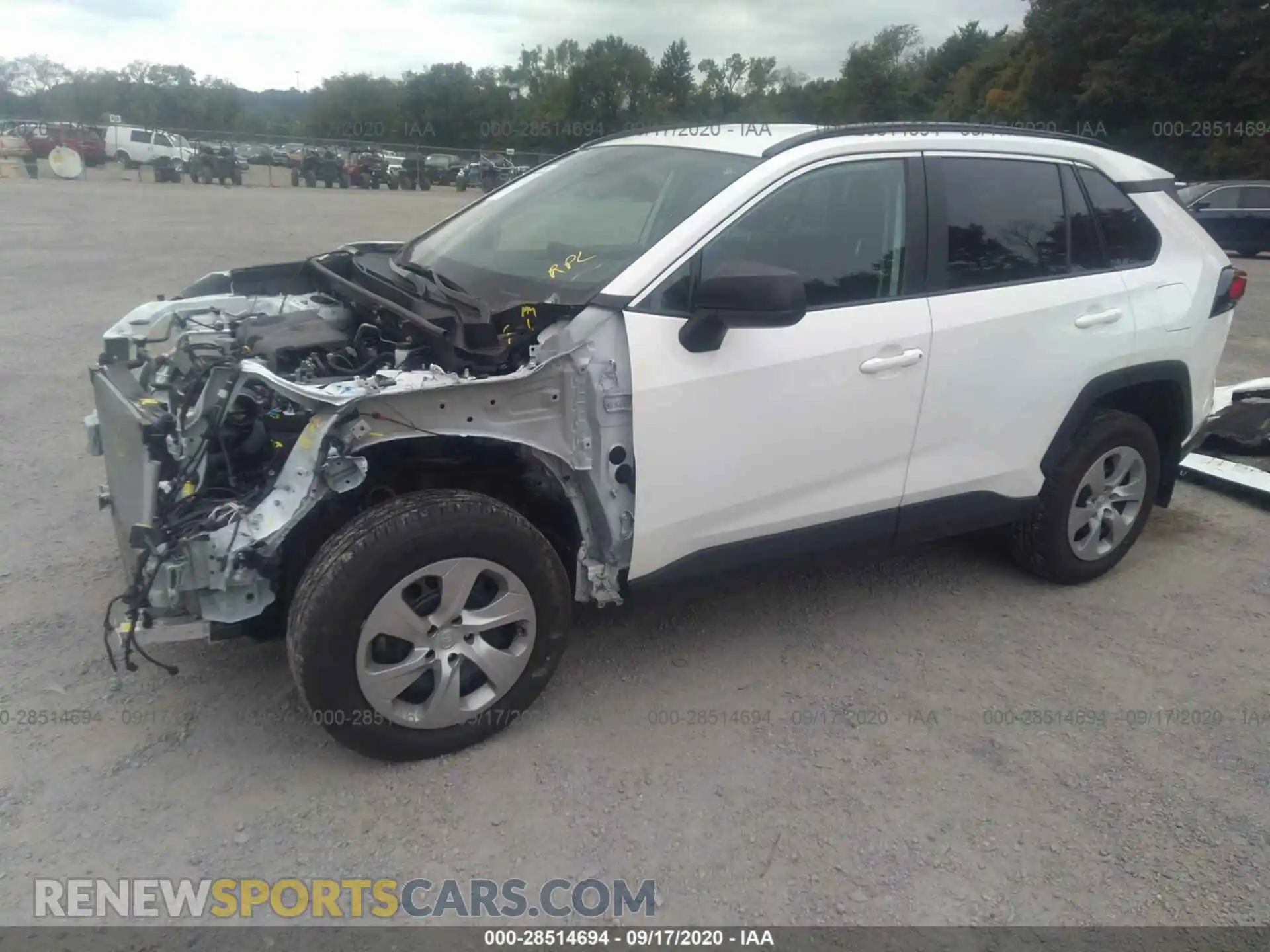 2 Photograph of a damaged car 2T3F1RFV1KW069020 TOYOTA RAV4 2019