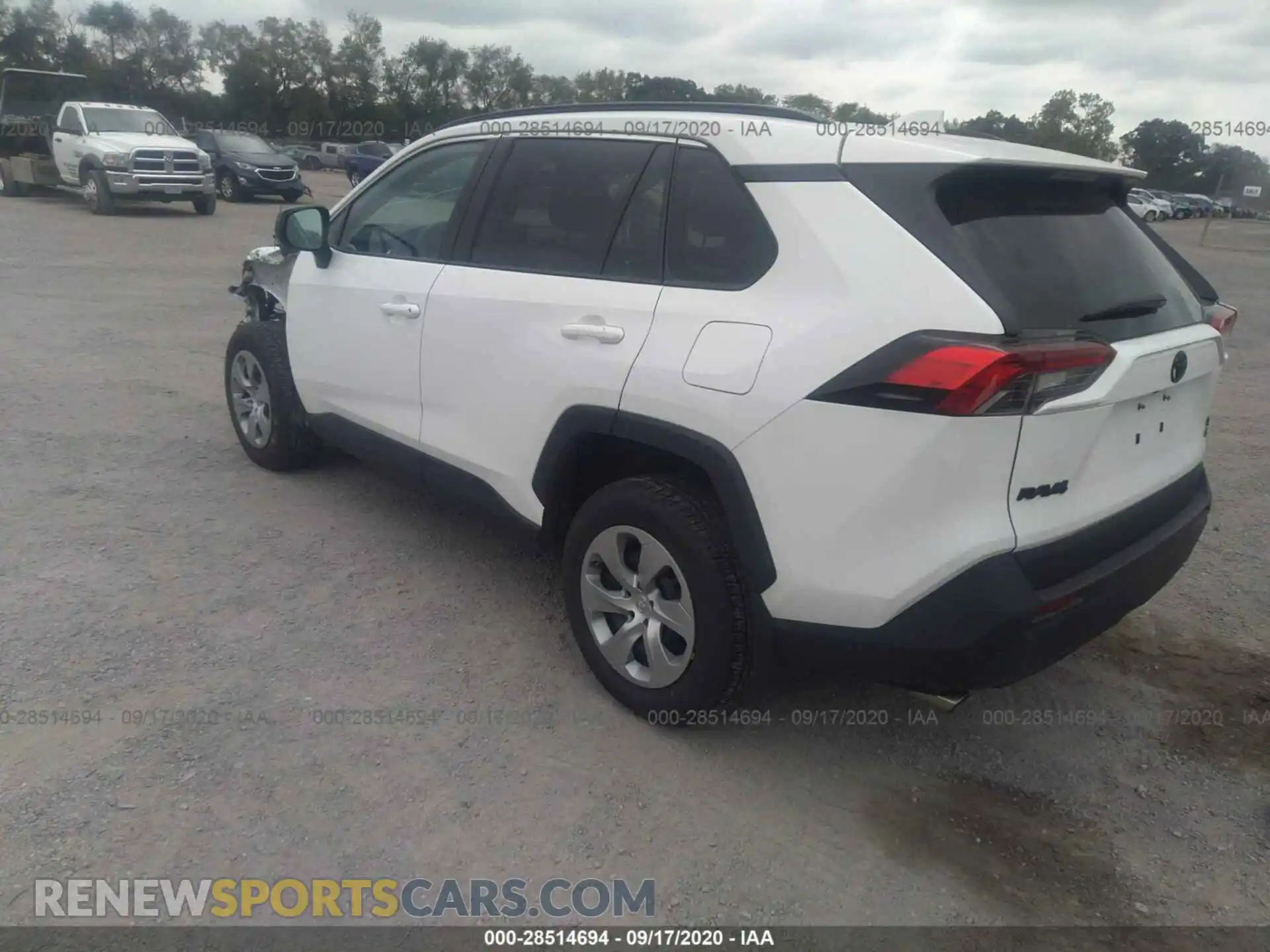 3 Photograph of a damaged car 2T3F1RFV1KW069020 TOYOTA RAV4 2019