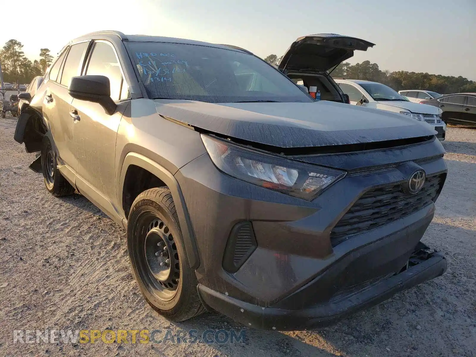 1 Photograph of a damaged car 2T3F1RFV2KC009314 TOYOTA RAV4 2019