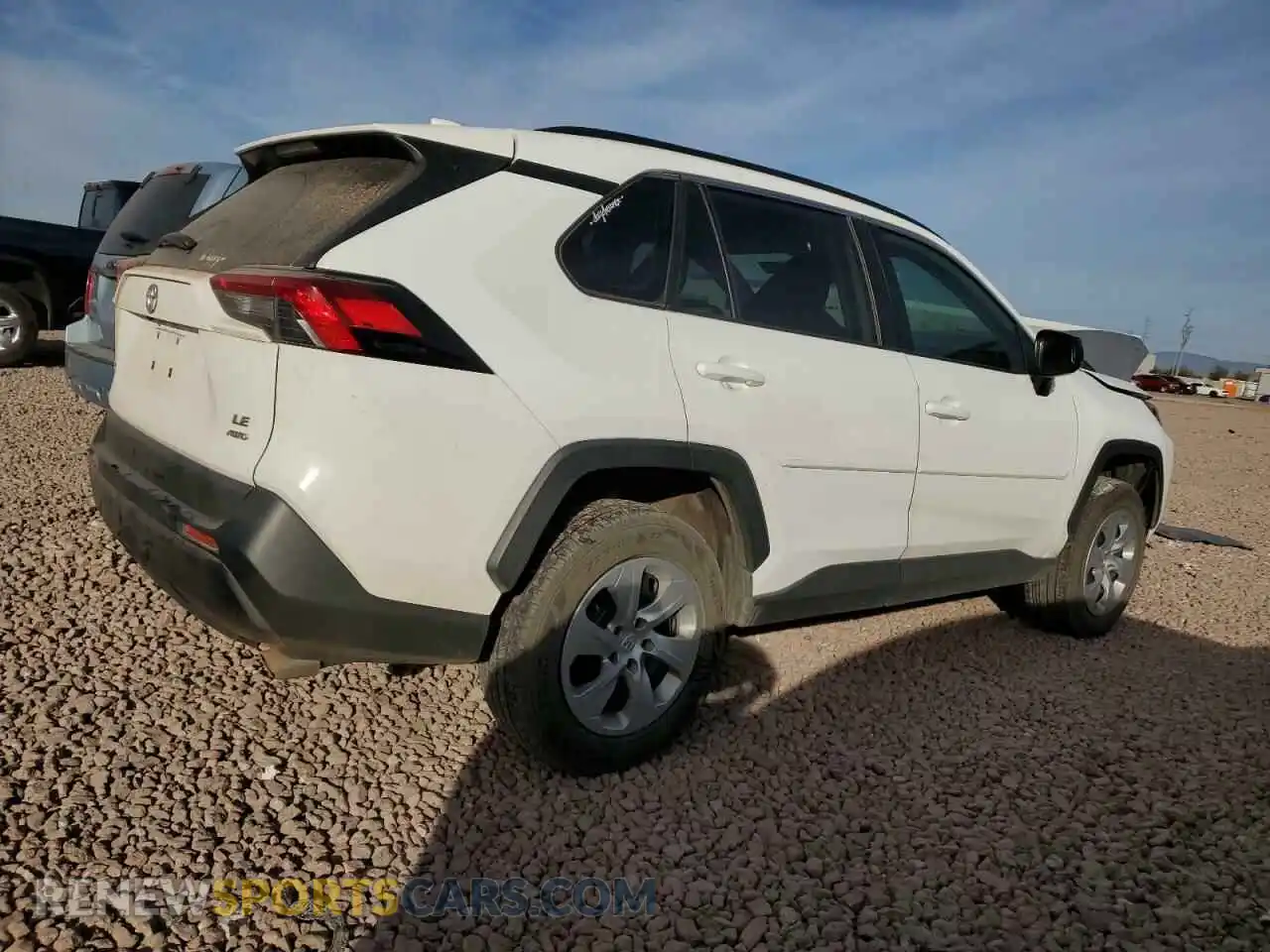 3 Photograph of a damaged car 2T3F1RFV2KW022143 TOYOTA RAV4 2019