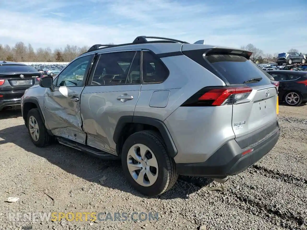 2 Photograph of a damaged car 2T3F1RFV2KW049360 TOYOTA RAV4 2019