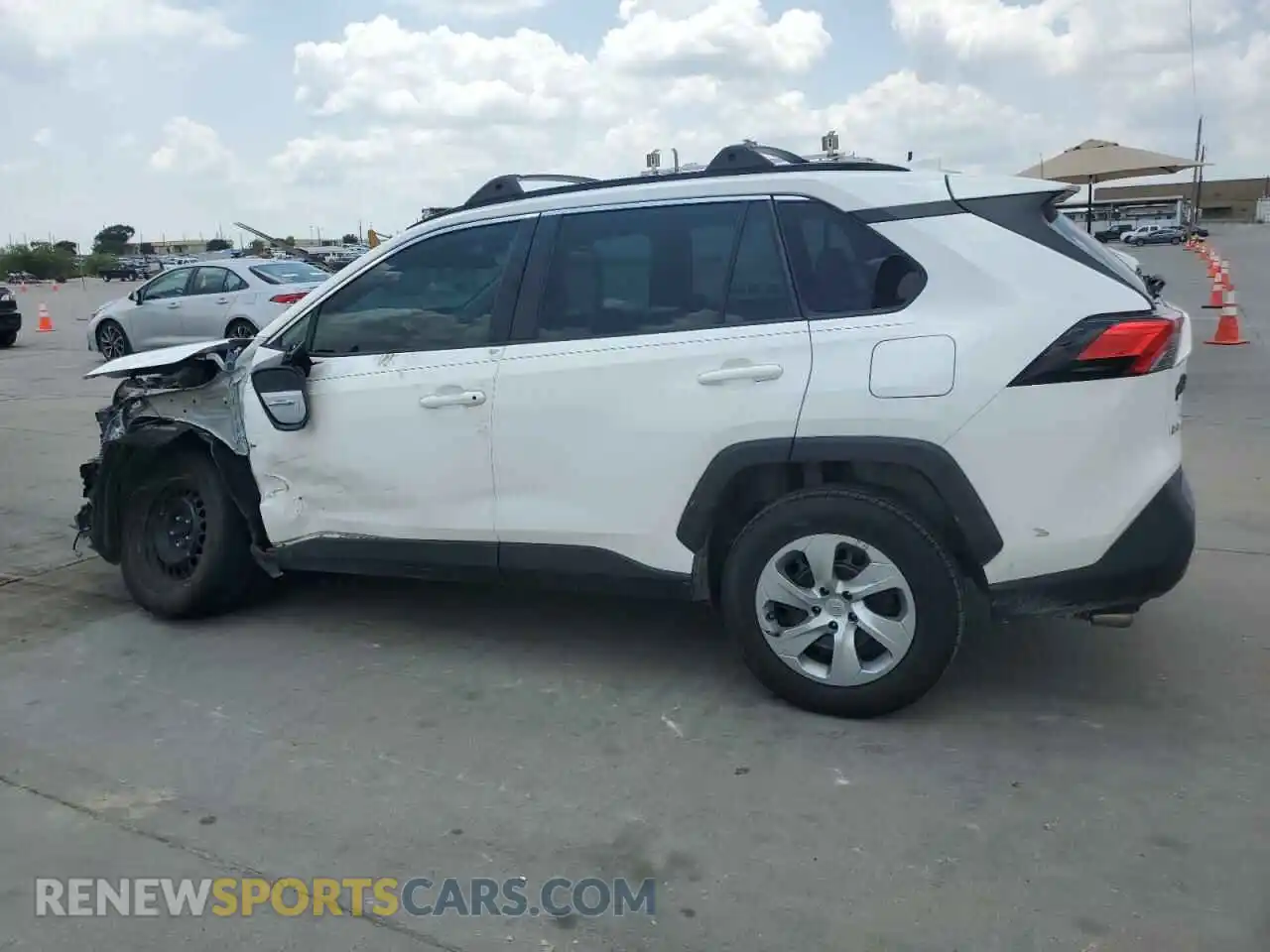 2 Photograph of a damaged car 2T3F1RFV3KW081203 TOYOTA RAV4 2019