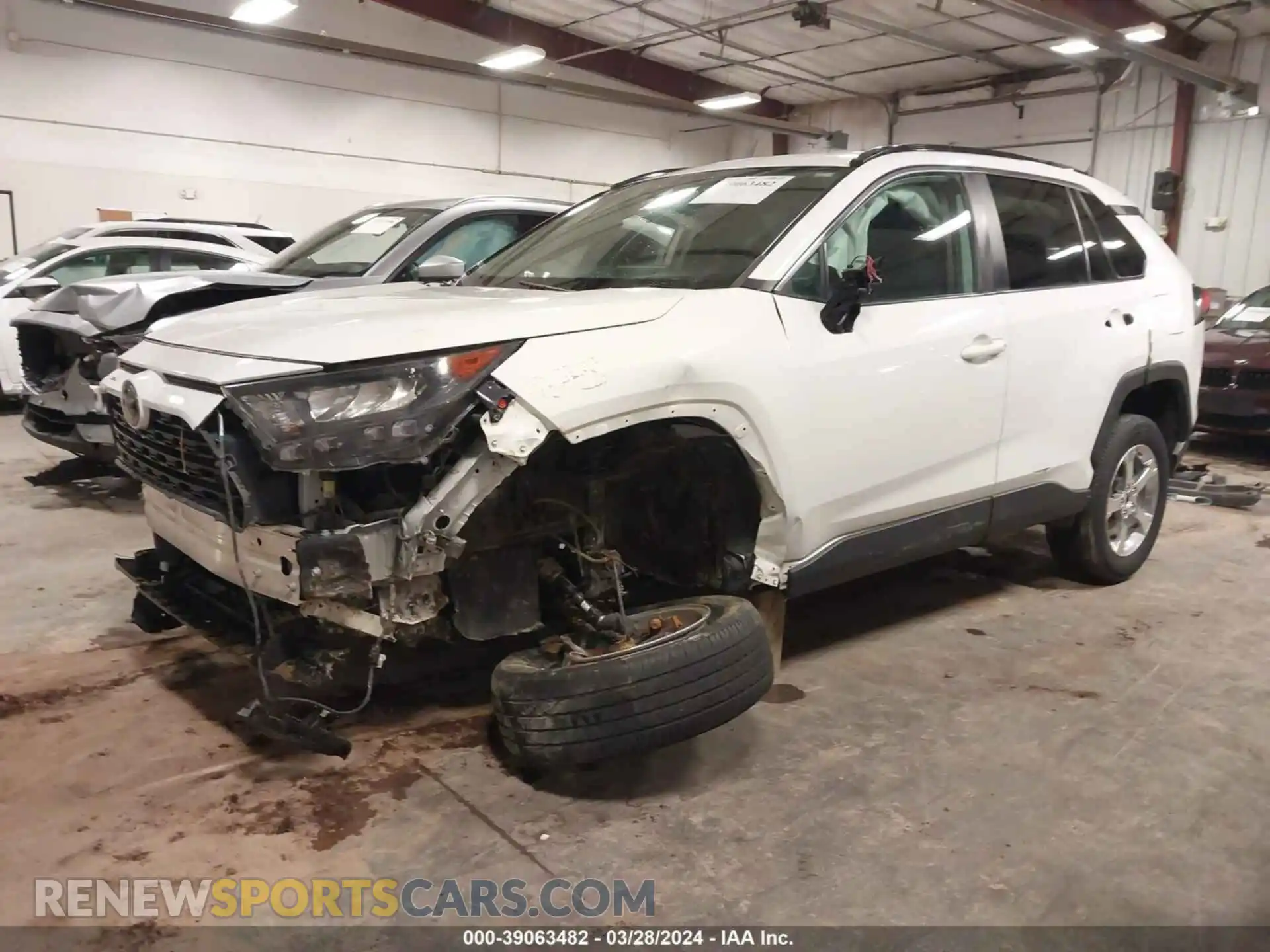 2 Фотография поврежденного автомобиля 2T3F1RFV5KW061471 TOYOTA RAV4 2019