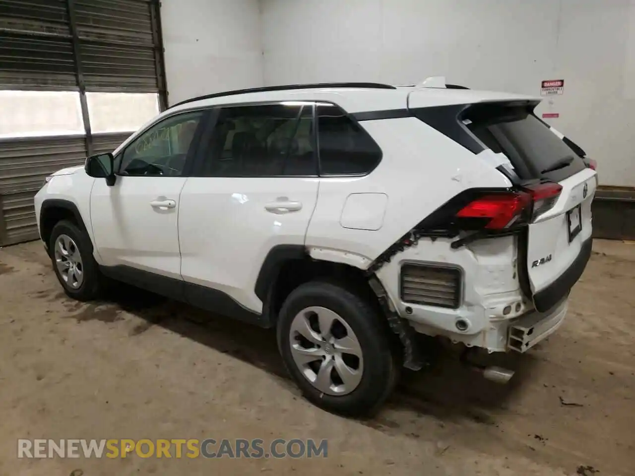 2 Photograph of a damaged car 2T3F1RFV5KW068565 TOYOTA RAV4 2019