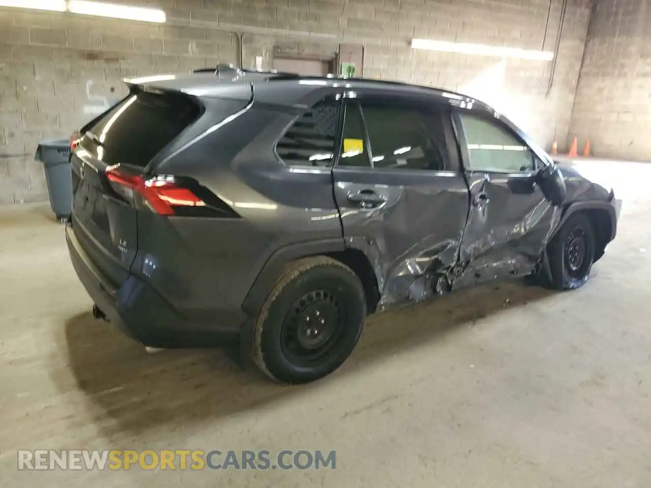 3 Photograph of a damaged car 2T3F1RFV6KW022727 TOYOTA RAV4 2019