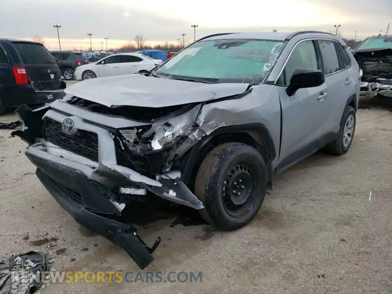 2 fotografías del automóvil dañado 2T3F1RFV6KW083222 TOYOTA RAV4 2019