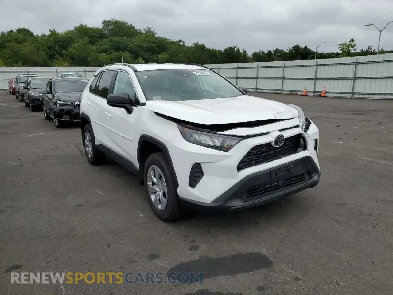 1 Photograph of a damaged car 2T3F1RFV7KC015917 TOYOTA RAV4 2019