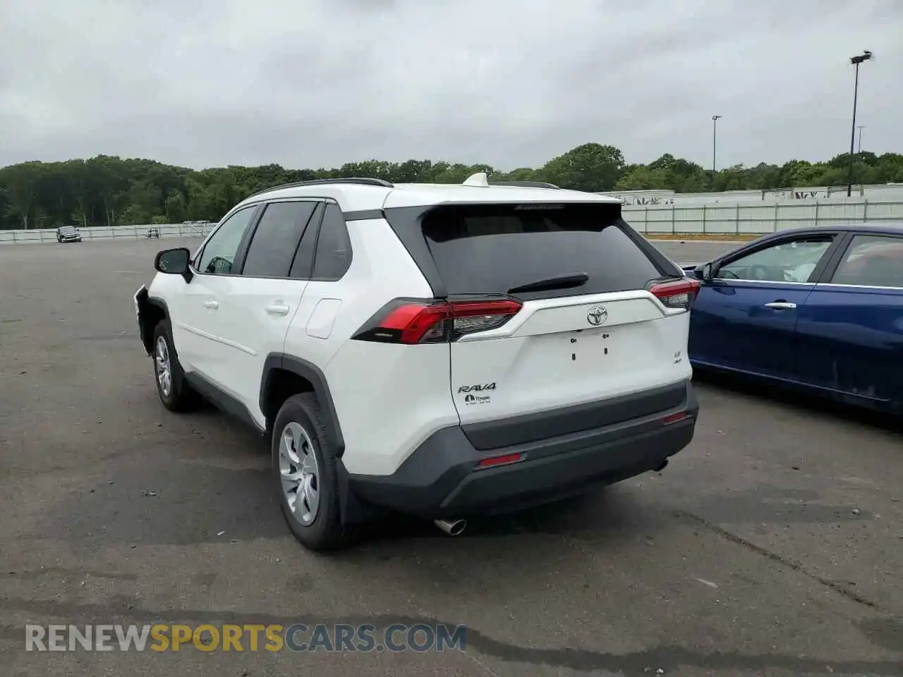 3 Photograph of a damaged car 2T3F1RFV7KC015917 TOYOTA RAV4 2019